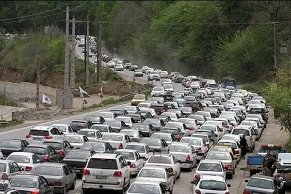آخرین وضعیت ترافیکی در محورهای چالوس و آزادراه قزوین - رشت امروز جمعه ۲۴ شهریور ۱۴۰۲ | به سمت این جاده ها نروید
