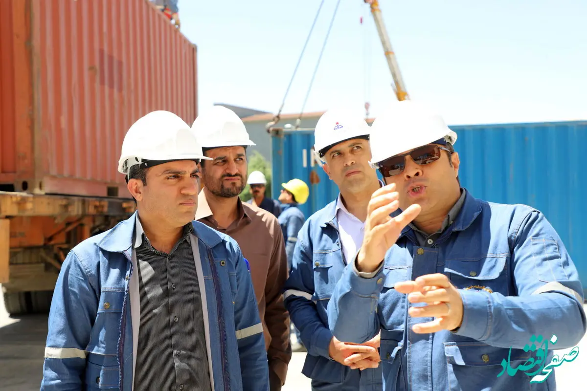 بازدید مدیرعامل پالایشگاه شازند از واحدهای عملیاتی تعمیرات اساسی