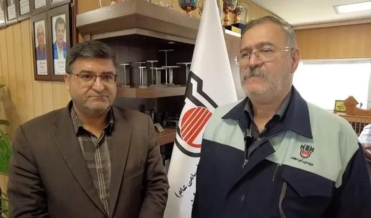 ریل‌گذاری پروژه راه‌آهن شهرکرد با ریل ذوب‌آهن اصفهان