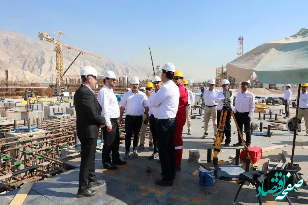 تأکید امیر آذری بر سرعت‌بخشیدن به روند اجرای پروژه هرمز خلیج‌فارس