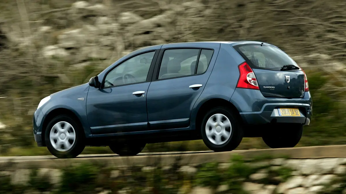 قیمت خودرو ساندرو امروز دوشنبه ۲۷ فروردین ماه ۱۴۰۳ + جدول قیمت