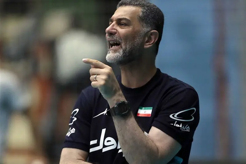 آیا اخراج بهروز عطایی از سرمربی گری والیبال ایران حقیقت دارد؟