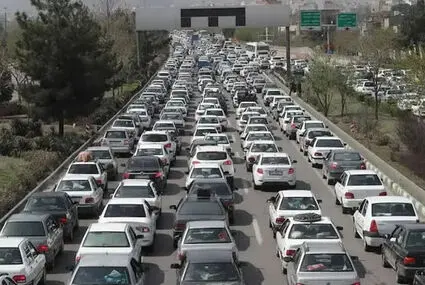 ترافیک نیمه‌سنگین در چند محور منتهی به تهران سه‌شنبه ۲۸ مهر