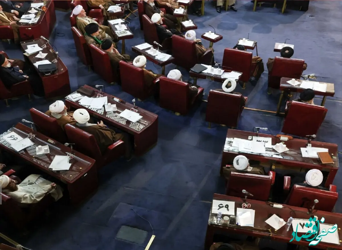 سخنی کوتاه با خبرگان ملت در آستانه انتخاب رهبر جدید