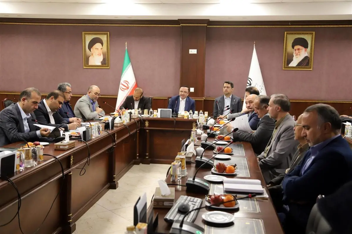 جهش مناطق آزاد برای تحقق «سرمایه‌گذاری برای تولید» / فرصت‌های سرمایه‌گذاری در مناطق آزاد نیازمند تحول و بروزرسانی است