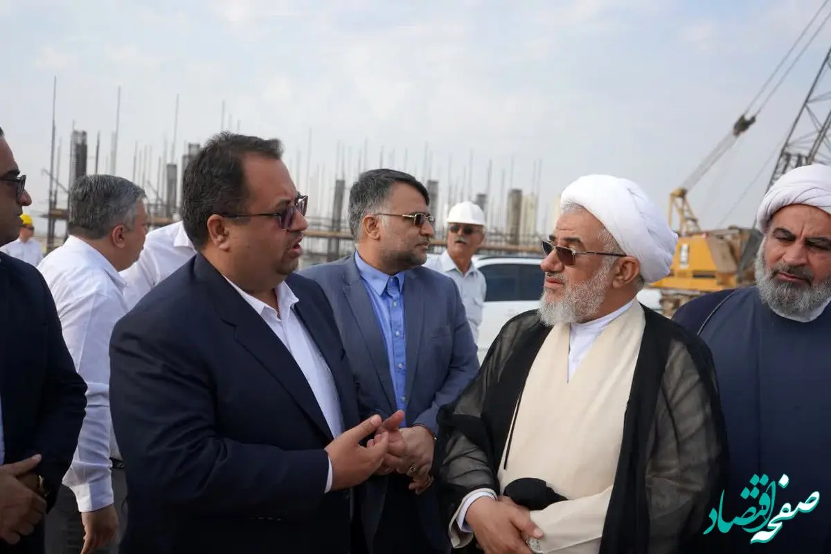 منطقه ویژه پارسیان و سواحل مکران دو بال توسعه ای هرمزگان هستند