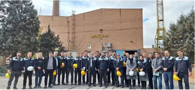 بازدید کارگروه ارگونومی شرکت از دستاوردهای بهداشت حرفه ای و ایمنی در مدیریت های فولاد سازی و نت مکانیک