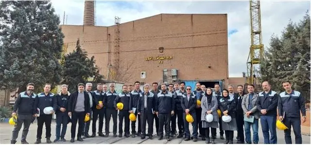 بازدید کارگروه ارگونومی شرکت از دستاوردهای بهداشت حرفه ای و ایمنی در مدیریت های فولاد سازی و نت مکانیک