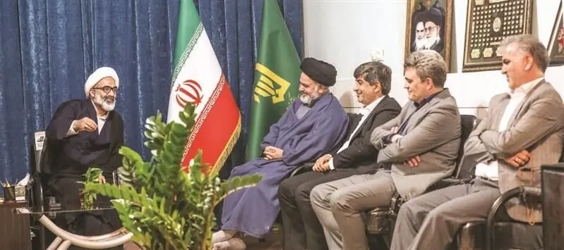 دیدار مدیرعامل گروه فولاد مبارکه با امام‌جمعه، فرمانده ناحیه مقاومت بسیج و فرمانده نیروی انتظامی شهرستان مبارکه
