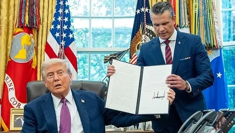 وزارت دفاع به وزارت جنگ تبدیل شد