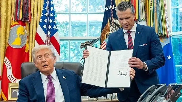 وزارت دفاع به وزارت جنگ تبدیل شد
