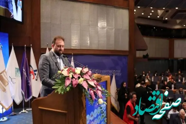 انتقاد از تداوم شیوه‌های مدیریتی سنتی و بی‌توجهی به ظرفیت نسل Z