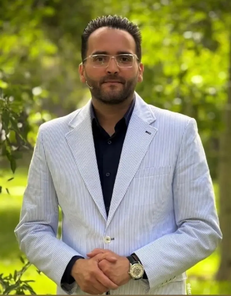 مدیر خوشنام روابط‌عمومی شرکت پیدمکو، مجری شبکه ۱ سیما شد