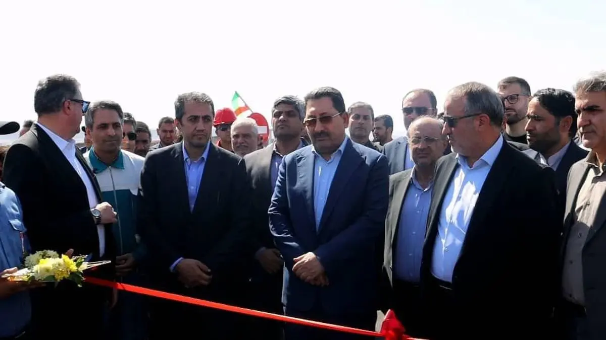 افتتاح پروژه‌های زیرساختی و امدادی در منطقه معدنی طبس