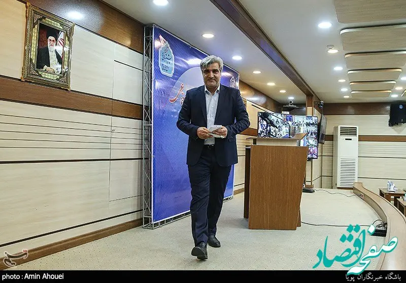 سالاری فردی است که می‌تواند آرزوها را به عرصه عمل و اجرا در بیاورد