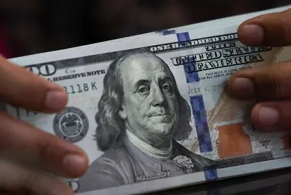 دلار در هفته آینده ثبات دارد؛ عرضه ارز به کاهشی شدن قیمت کمک کرد