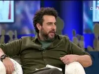 دانلود برنامه ۱۰۰۱ قسمت ۵۲ پنجشنبه ۲۸ فروردین ۱۴۰۴ + لینک تلوبیون برنامه ۱۰۰۱ با حضور حمید حامی