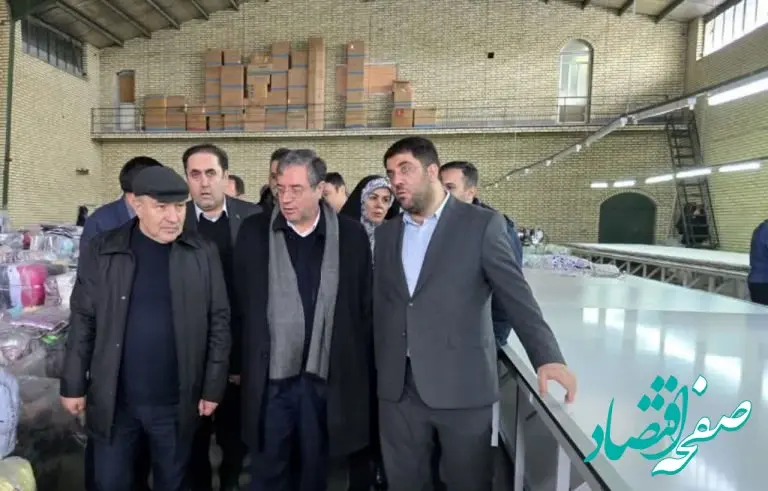 بازدید استاندار آذربایجان‌غربی با همراهی مدیرعامل منطقه آزاد ماکو از واحد تولیدی گونش کتان