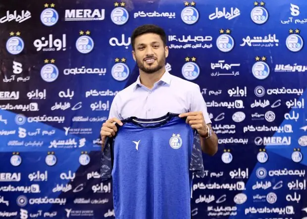 استقلال محمد محبی را برمی‌گرداند؟