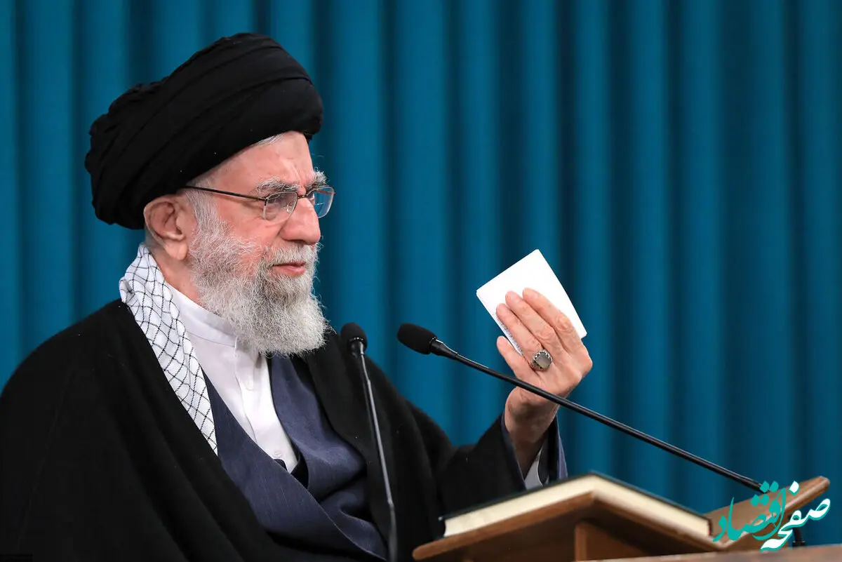 رهبر انقلاب: رئیس جمهور به کسانی که به خود او بدی کرده بودند با کرامت برخورد می کرد