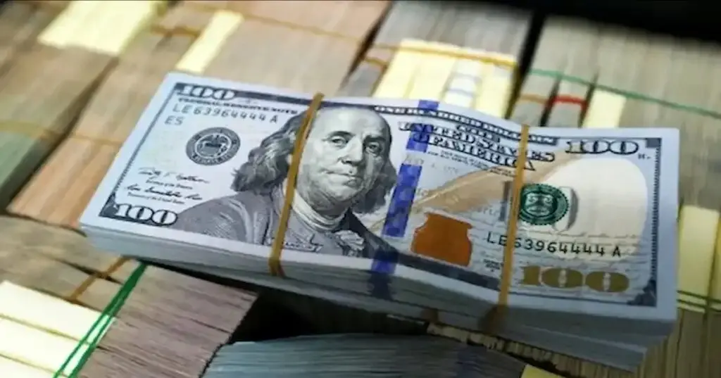 قیمت دلار سر به فلک کشید؟ / چه خبر از نرخ ارز امروز 