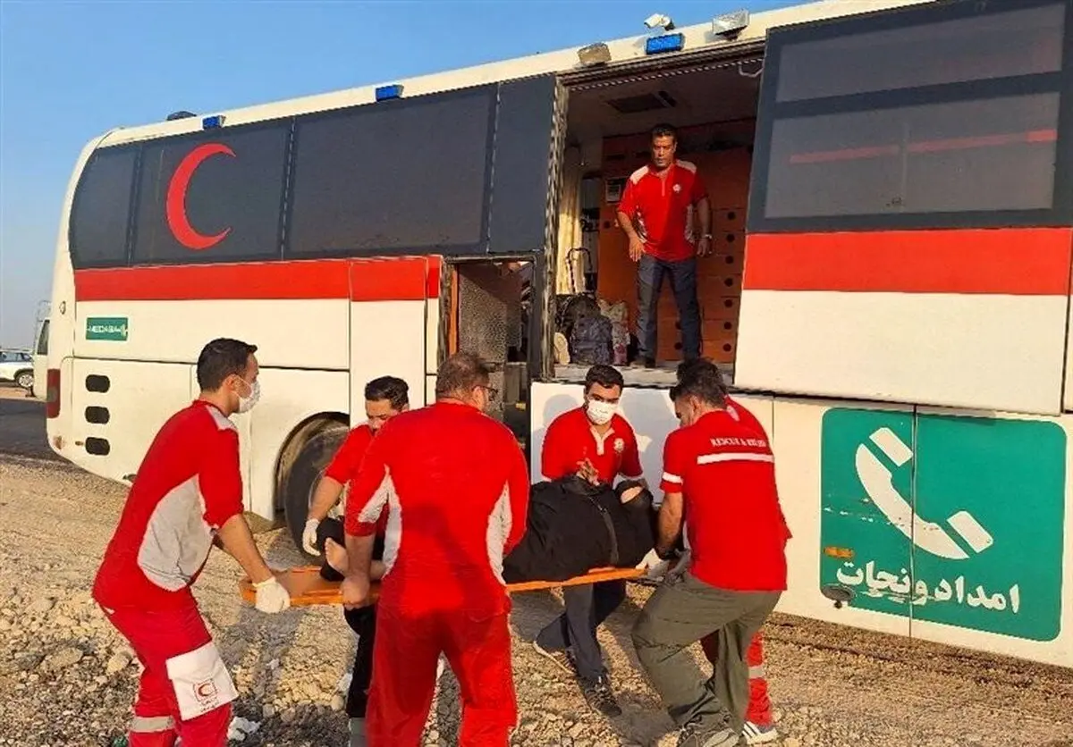 حادثه اتوبوس زائران ایرانی در عراق | ۴۳ مصدوم و امدادرسانی فوری هلال احمر