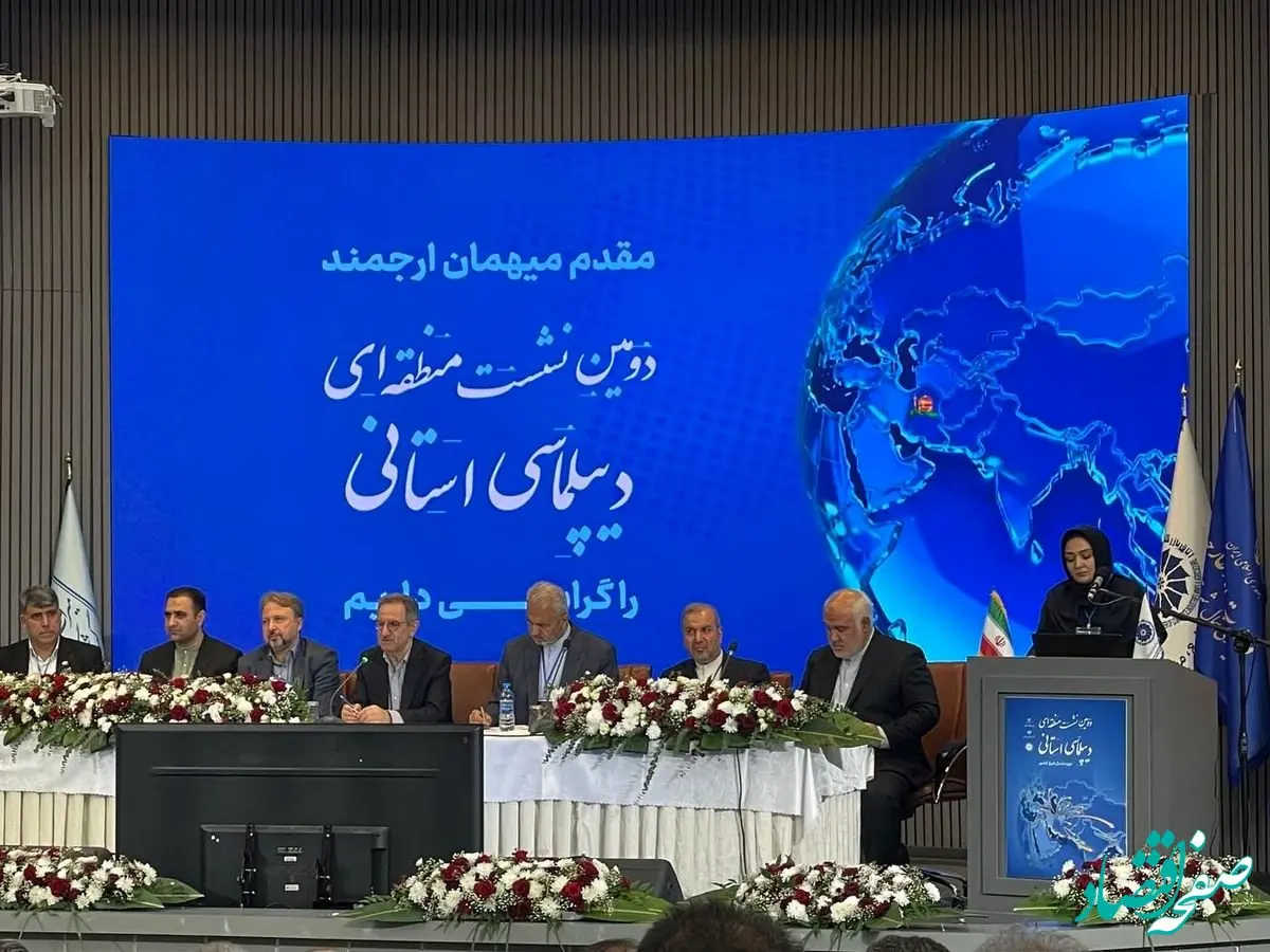 نیشابوری‌ها فینالیست بازی‌های فوتسال ایمیدرو شدند/فولاد خراسان و فولاد خوزستان، مدعی جام قهرمانی