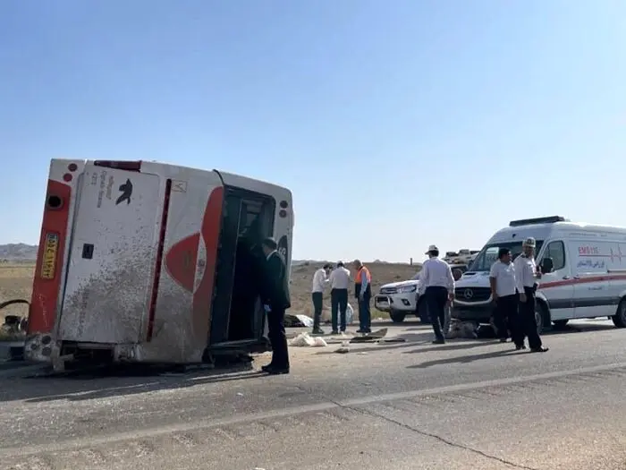 علت حادثه انحراف اتوبوس مسافربری مسیر همدان-کرمانشاه چه بود؟