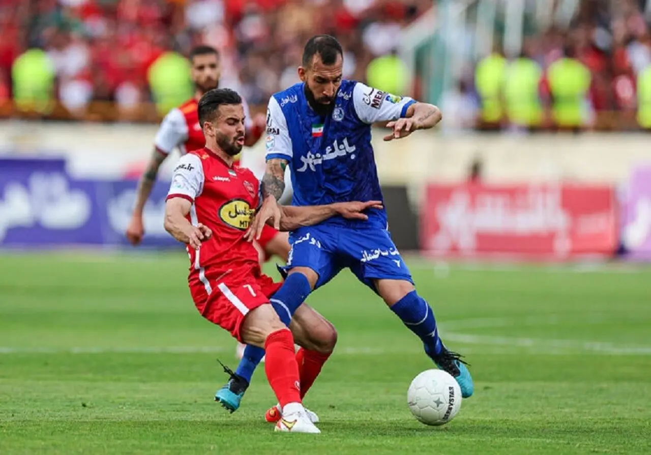 شوک ۱۷.۸ میلیونی استقلال! سلطان جدید لیگ سقوط پرسپولیس را فریاد میزند!