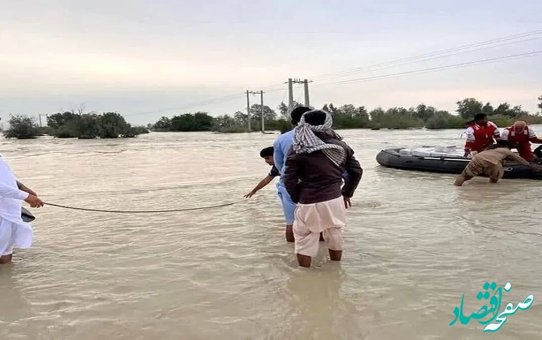 کمک‌رسانی وزارت دفاع از طریق پتروشیمی مکران به سیل‌زدگان سیستان و بلوچستان