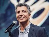واکنش احساسی عادل به قتل داریوش مهر جویی