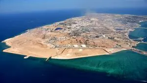 تداوم بارگیری نفت در جزیره خارگ