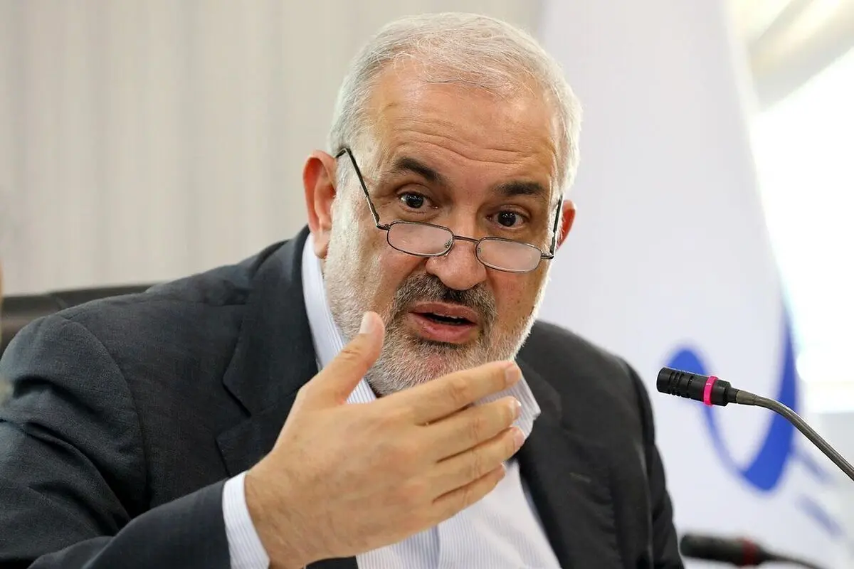وزیر صمت کولاک کرد؛ هر ایرانی بتواند یک خودرو وارد کند