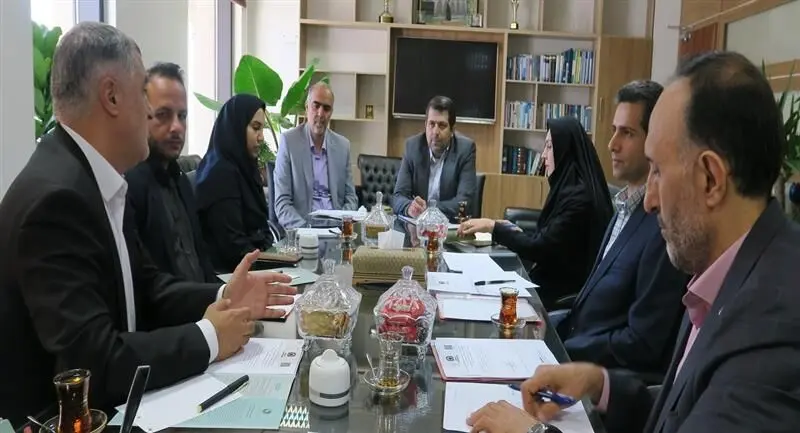 پنجمین دوره انتخاب کارکنان برگزیده صنعت بیمه برگزار می شود