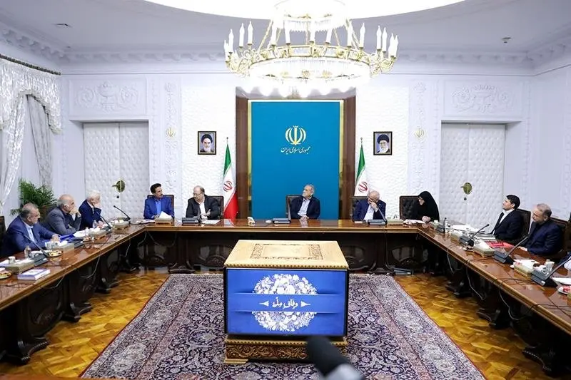 تیمی تخصصی در دولت مأمور شده تا روند صادرات محصولات پتروشیمی را تسهیل کند