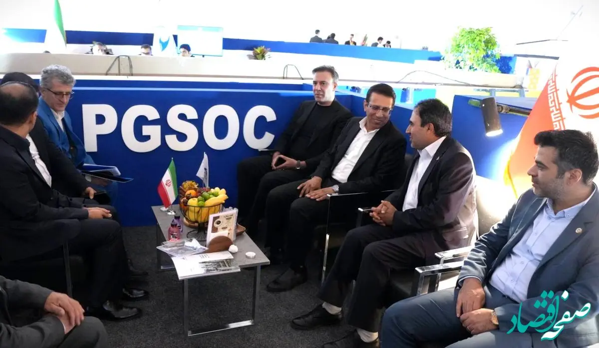 بازدید مدیران ارشد بیمه ایران از غرفه بیمه‌گزاران بزرگ صنعت نفت کشور