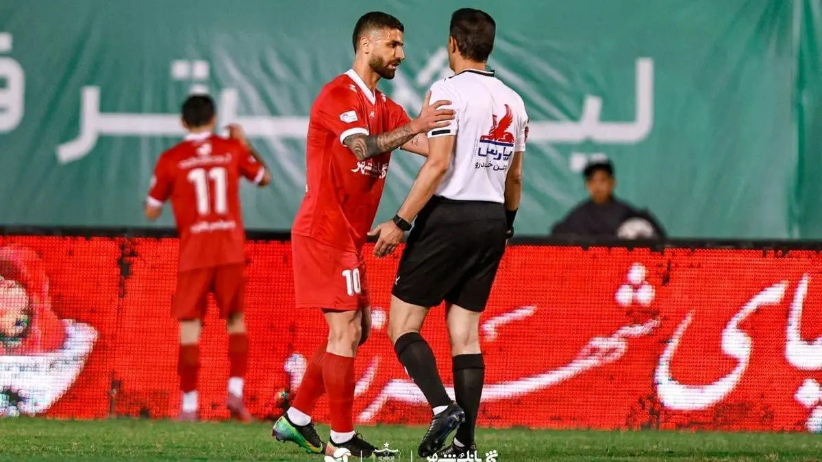 تماشای زنده بازی پرسپولیس و گل گهر سیرجان؛ زمان پخش از تلویزیون