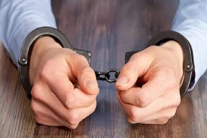 حمله با چاقو به مأمور راهور در سمنان / مهاجم پس از هشدار پلیس زمینگیر شد
