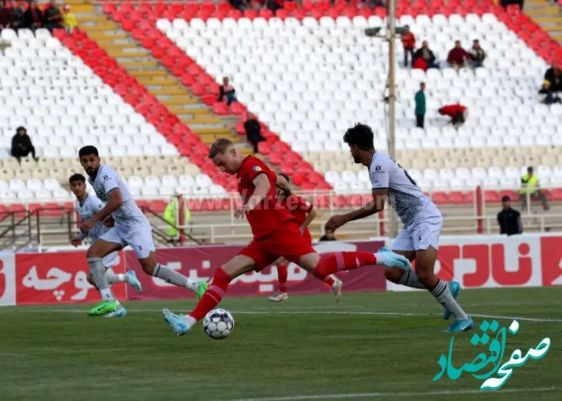 نتیجه و خلاصه بازی تراکتور و آلومینیوم اراک امشب یکشنبه ۶ آبان ۱۴۰۳