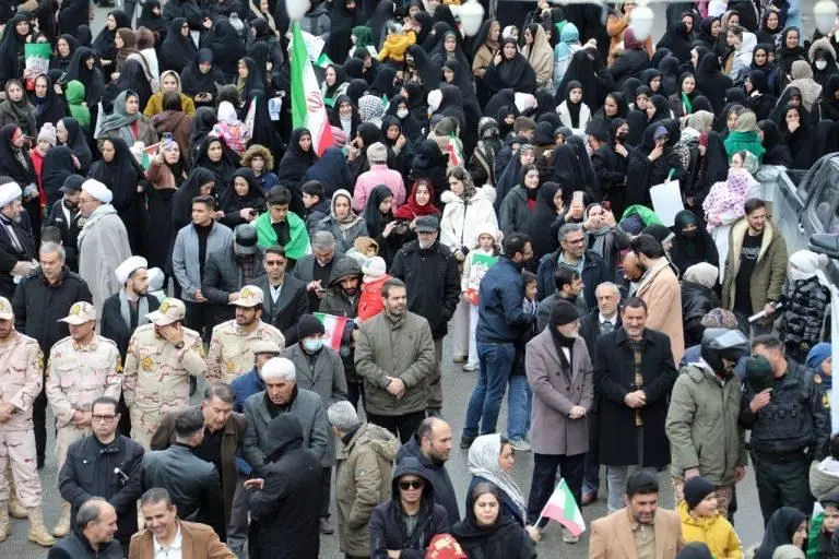 خروش مردم انقلابی منطقه آزاد ماکو در ۲۲ بهمن؛ «این انقلاب زنده است»