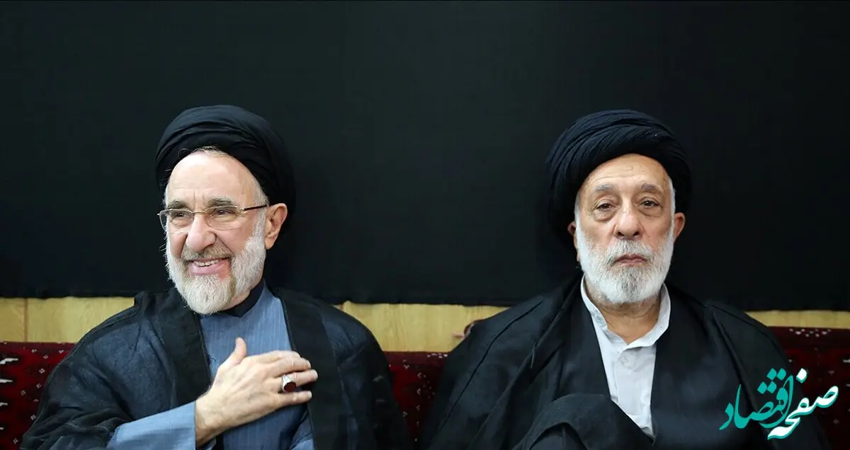 عکس خاص همنشینی هادی خامنه‌ای و خاتمی در یک مراسم عزاداری 