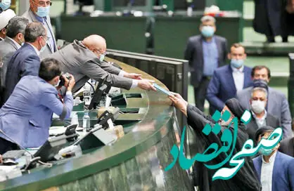 ضربه اختلاف مجلس و دولت بر سر بودجه، به مردم وارد می شود