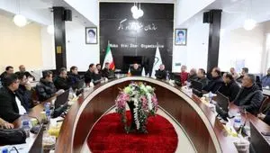 چالش‌های اقتصادی و تجاری روی میز نقد؛ هم‌اندیشی فعالان بازار با مدیرعامل منطقه آزاد ماکو برای عبور از موانع