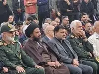 حضور مدیر عامل شرکت فولاد اکسین خوزستان به همراه جمعی از مسئولین شرکت در مراسم تشییع شهید گمنام در منطقه باهنر اهواز 