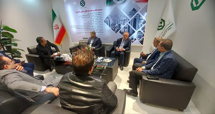 عضو هیات مدیره بانک توسعه صادرات ایران از نمایشگاه صادرات به پاکستان بازدید کرد