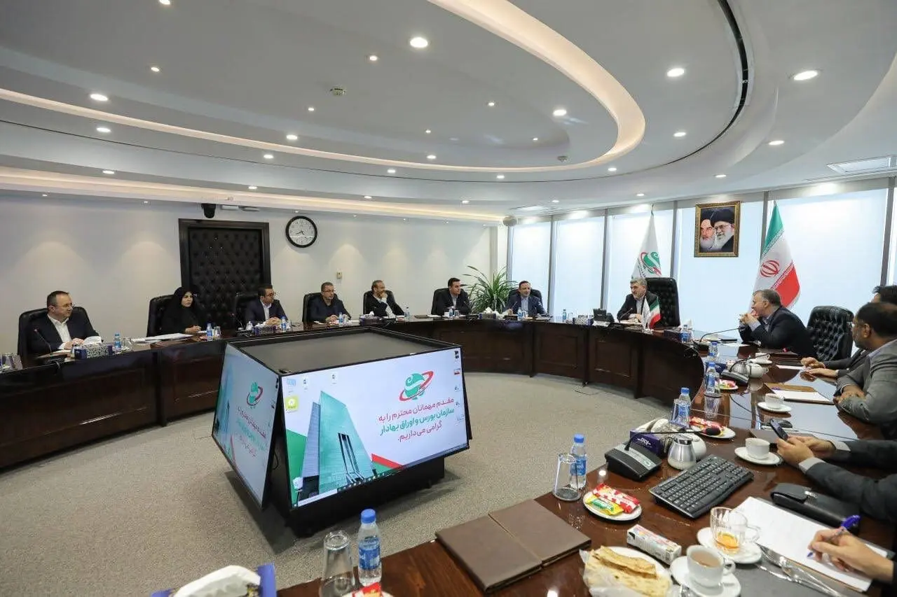 راه‌اندازی بورس بین‌الملل در مناطق آزاد تا پایان سال با هدف جذب سرمایه داخلی و خارجی