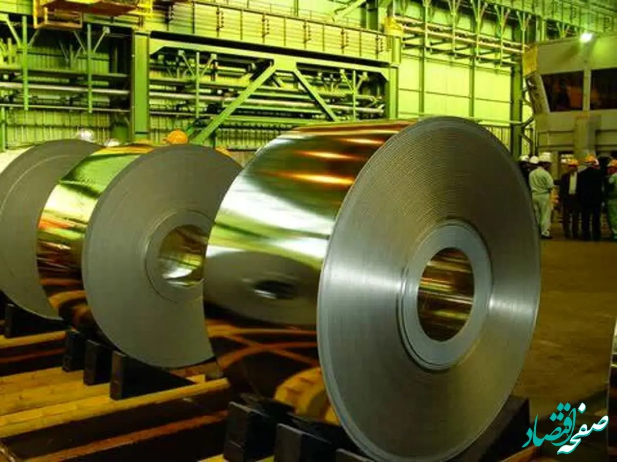 بار سنگین اقتصاد بر دوش کارخانه‌های فولاد و پالایشگاه‌های نفت چین