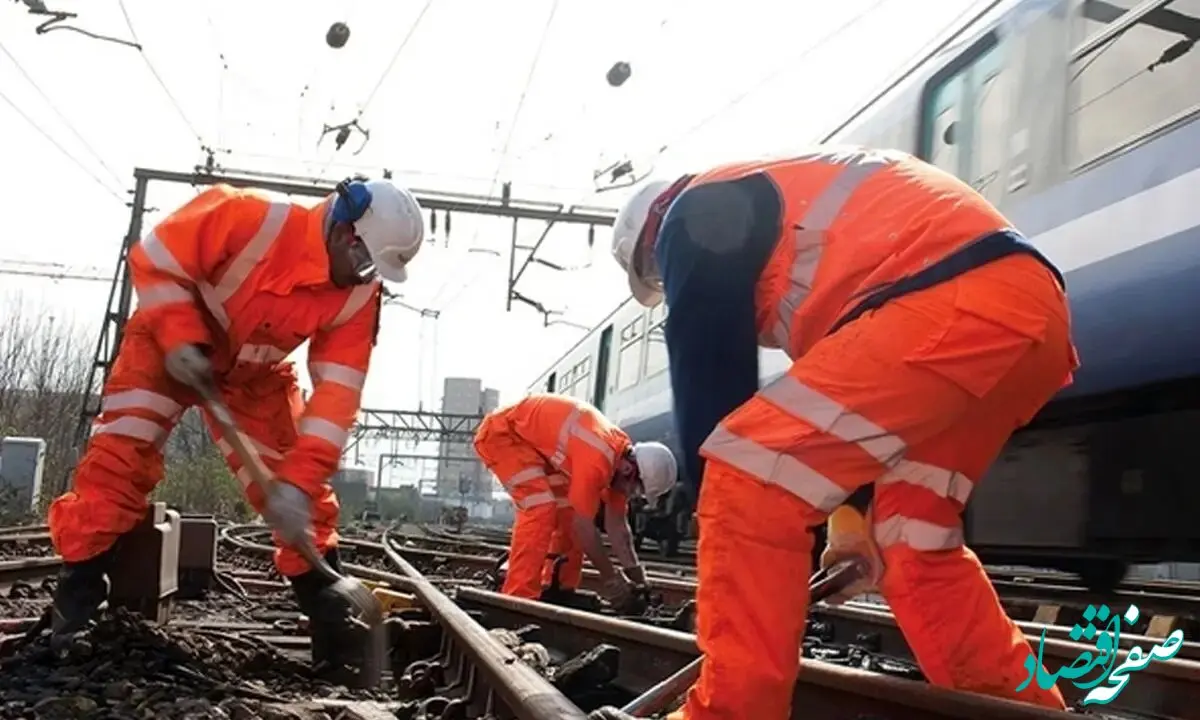 آخرین خبر از نیروهای شرکتی امروز پنجشنبه ۲۰ فروردین ۱۴۰۵ | پاداش مناسبتی به کارگران شرکتی بدهید!