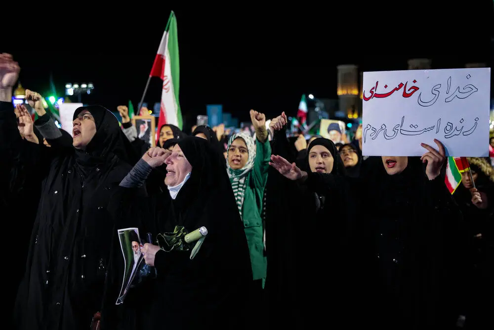 انتخاب رهبری و نقش آن در قانون اساسی جمهوری اسلامی ایران