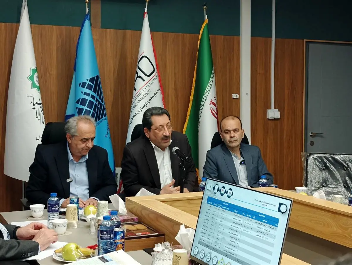 بازدید وزیر صمت از پروژه تولید آلومینا از نفلین سینیت